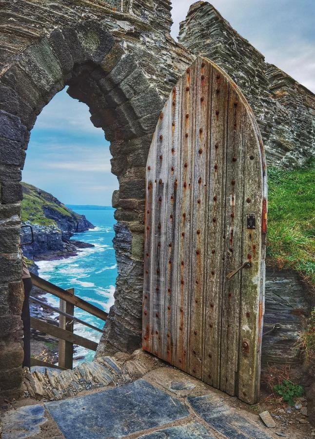 Polrunny Farm Seaberry Cottage With A Sea View And Log Burner Boscastle Exteriör bild